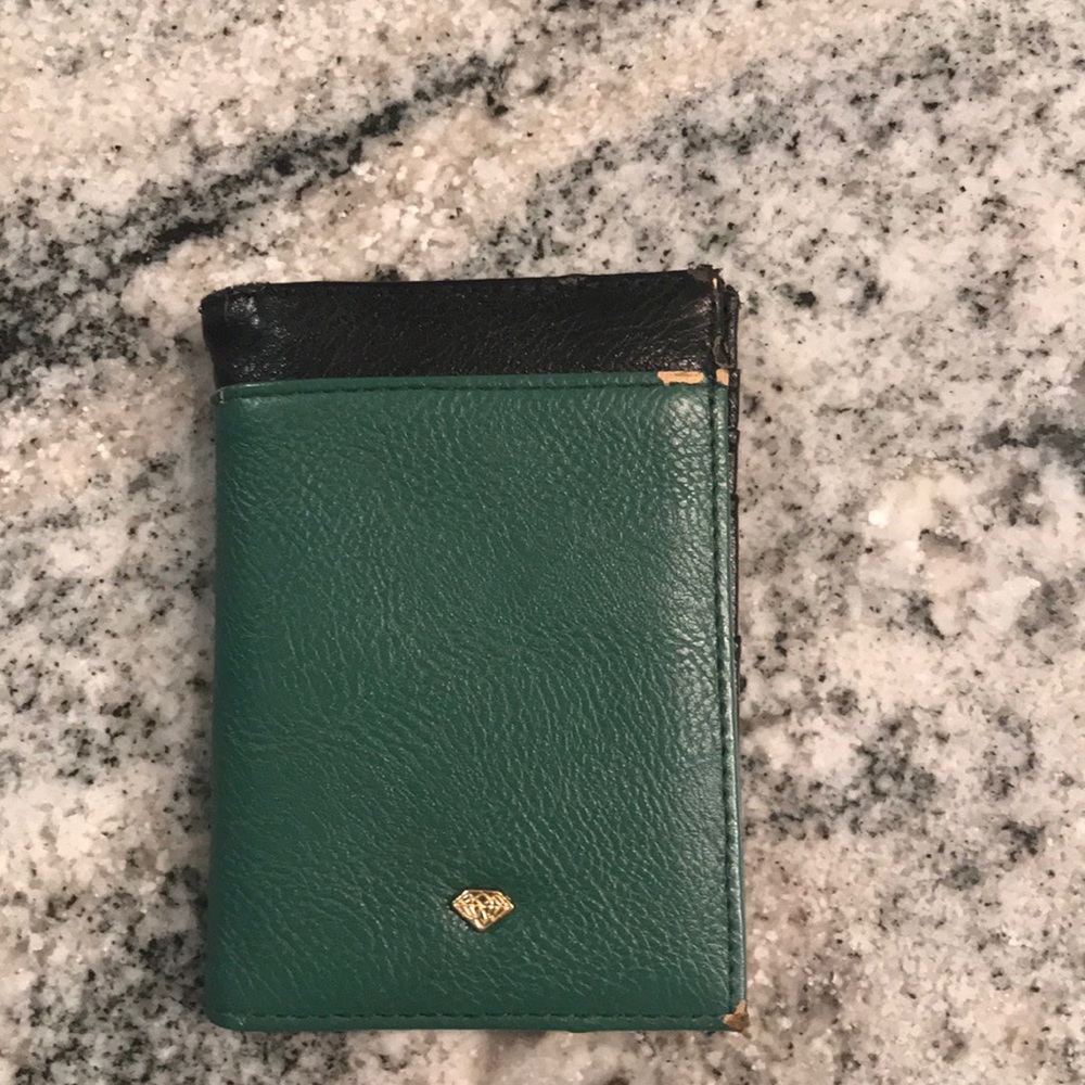 Men’s Diamond Wallet